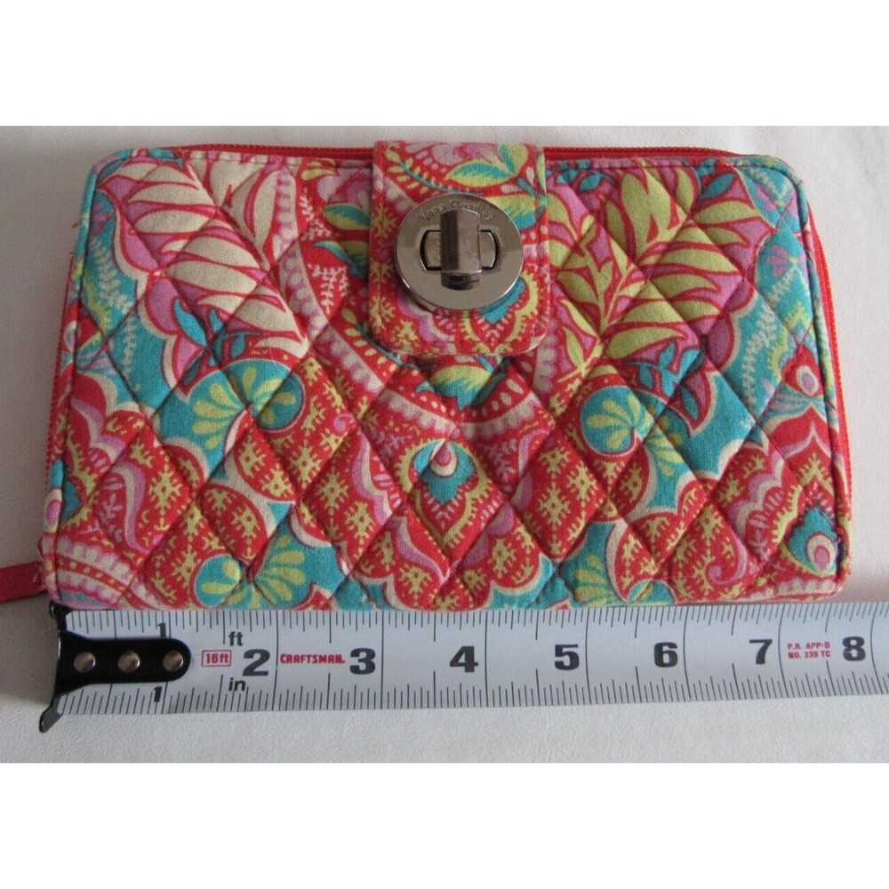 Vera Bradley Quilted Turn Lock and Zip Close Wallet Orange Paisley in Paradise - Picture 7 of 8